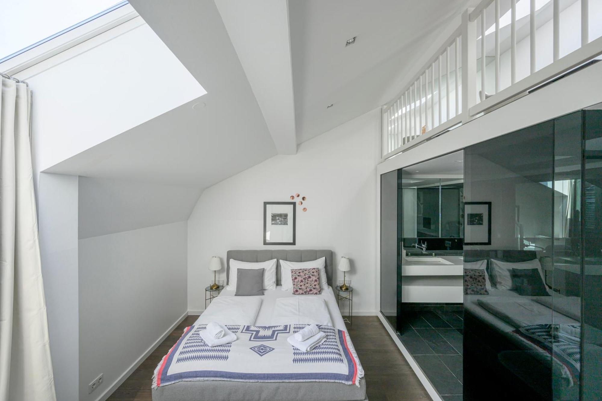 Executive Schottenring Apartment Vienna